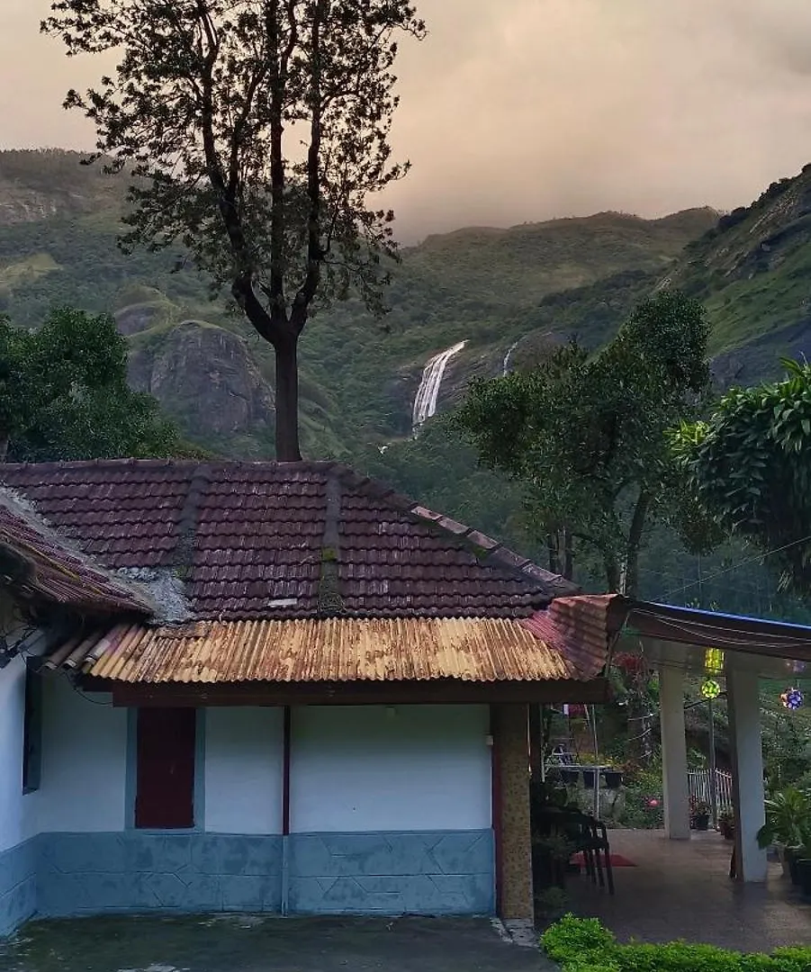 Munnar Home Stay Проживание в семье