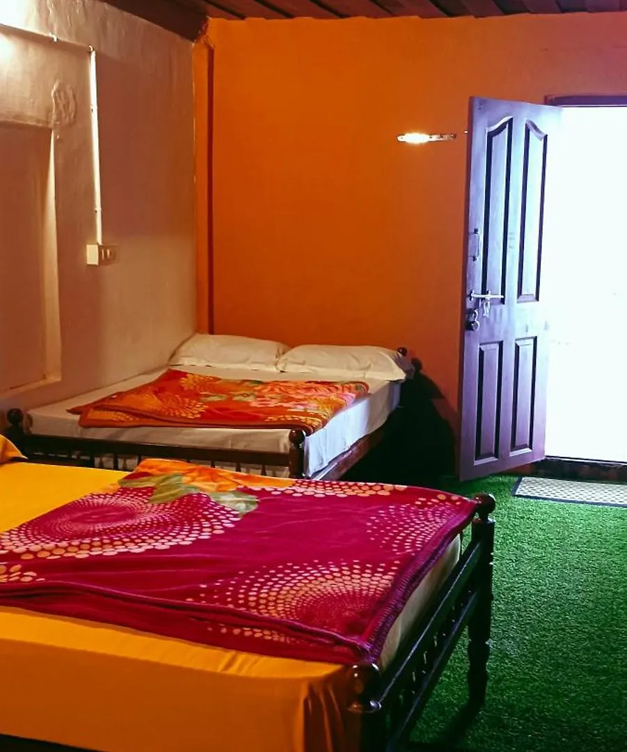 Munnar Home Stay Проживание в семье